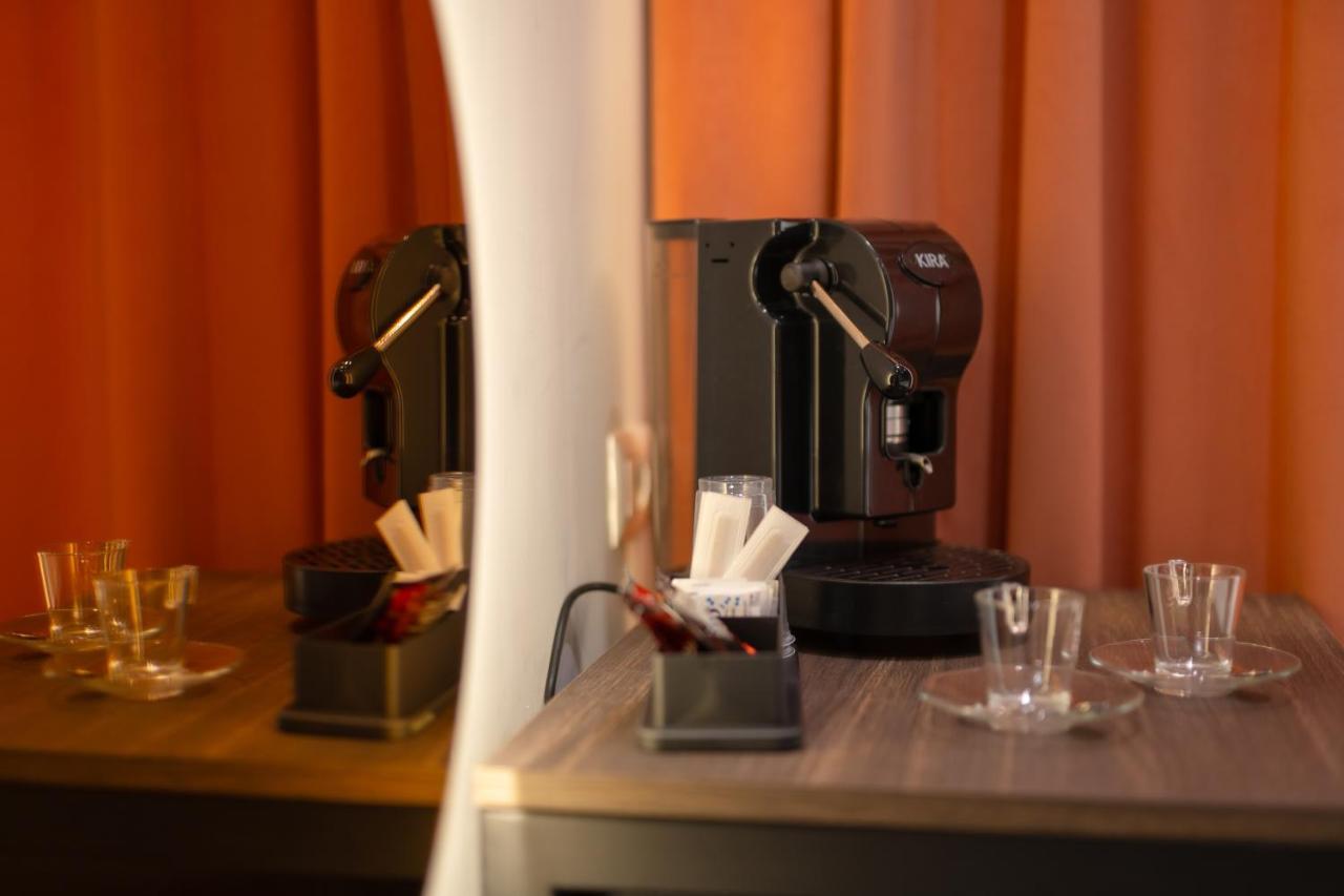 Piezz' E Sole Hotel Naples Luaran gambar